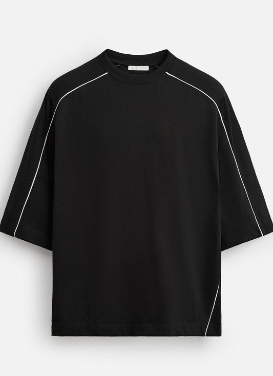 CONTRAST OVERSIZED TEE